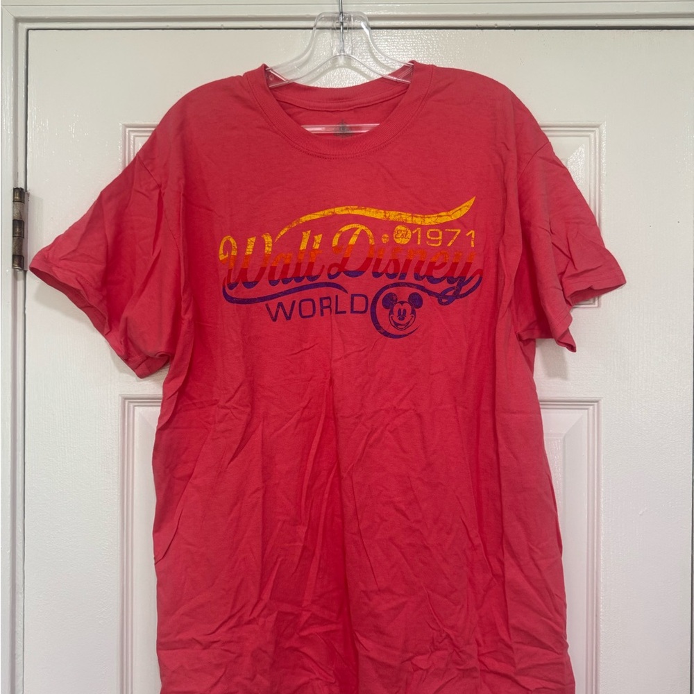 Disney Women's Red Short Sleeve Tee